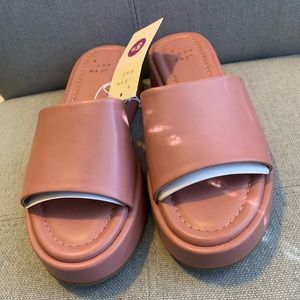 NWT - Target - A New Day - Pink Carlita Sandals - Women's Size 5. Soft sole!